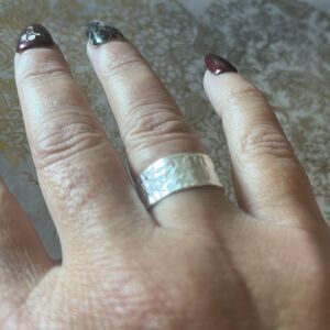 The Texture Band Ring in silver